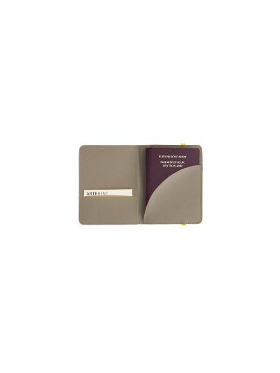 Passporthülle Reisemappe Majoie Leder-Optik hellblau 11x14cm
