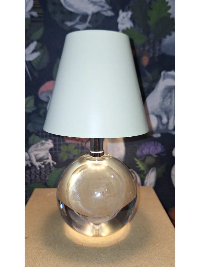 LED Tischlampe mit Globus Gravur aus Glas, Creme mit Touch Dimmer 18cm