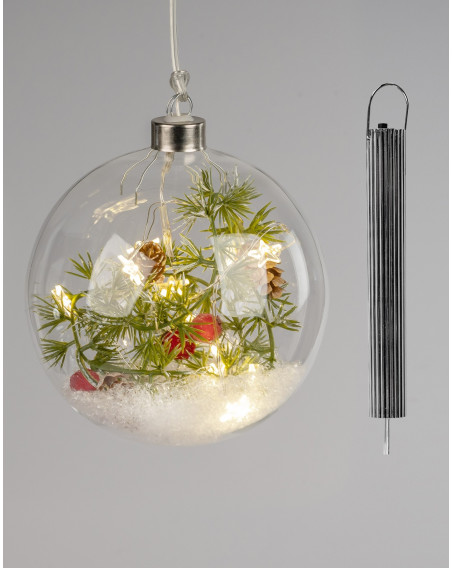 LED Glaskugel Winterzeit 12cm mit Kiefern und Beeren, hängend