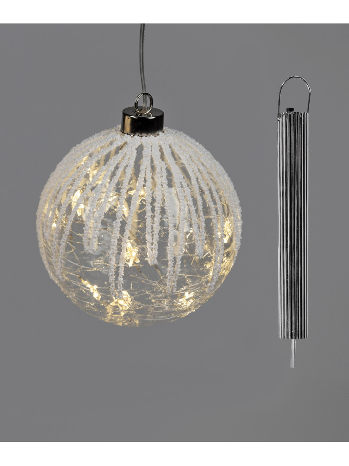 LED Glaskugel Winterzeit mit Schnee 10cm hängend